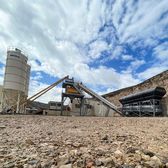 C120 Kompakt Beton Santrali
