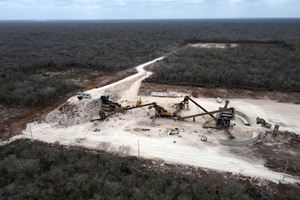 Yucatan, Meksika'da Kum Üretimi için Özel Tesis
